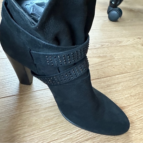 Ecco black nubuck bootie. Size 9.5, like new. 4 inch stacked heel, comfortable - Picture 7 of 7
